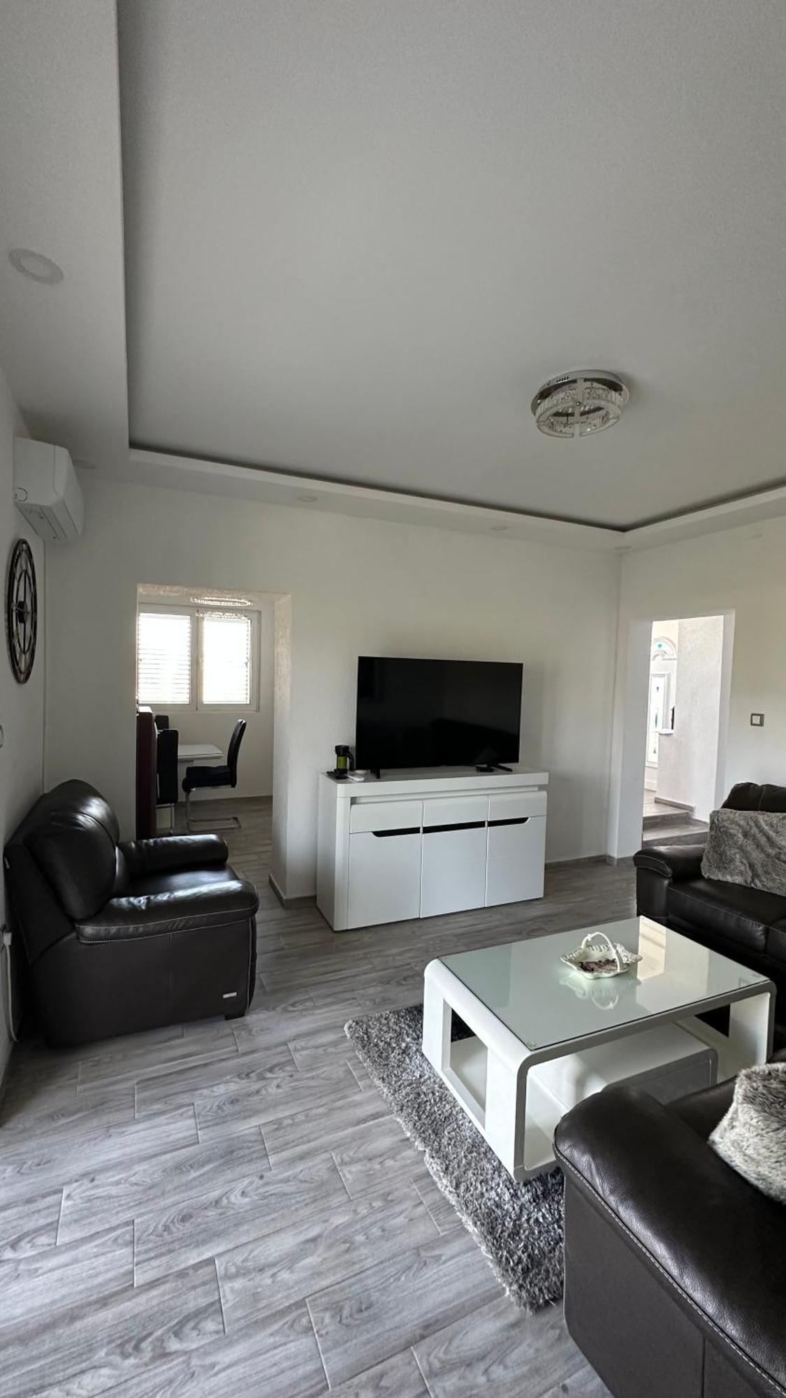 Vila Jovanka Tivat Exteriör bild