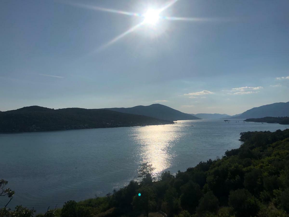 Vila Jovanka Tivat Exteriör bild